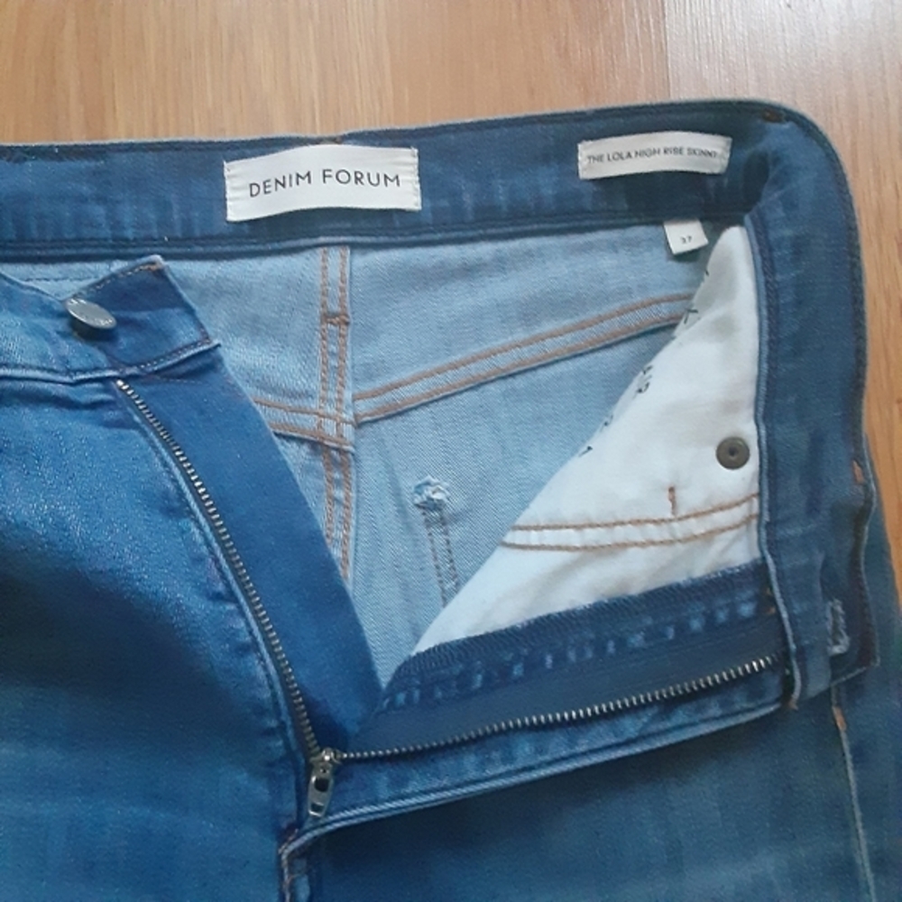 Aritzia Denim Forum Lola high rise skinny jeans,medium-light wash,27/30‎L - Picture 10 of 16